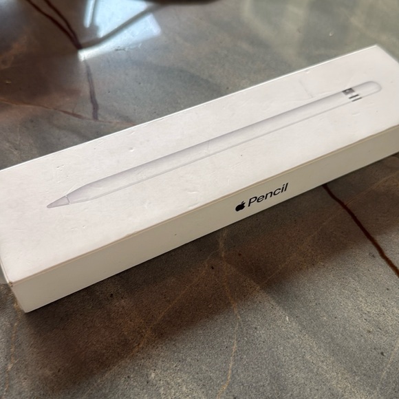 Apple Pencil - Picture 1 of 3